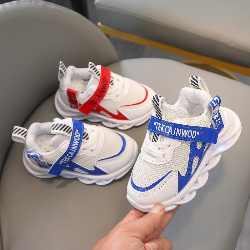 Sports Shoes