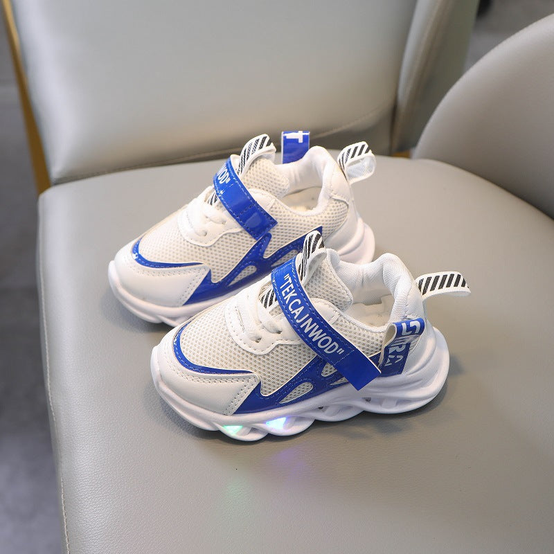 Sports Shoes